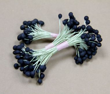 Круглые большие черные  тычинки L на салатовой нитке  ― Hobby-Land